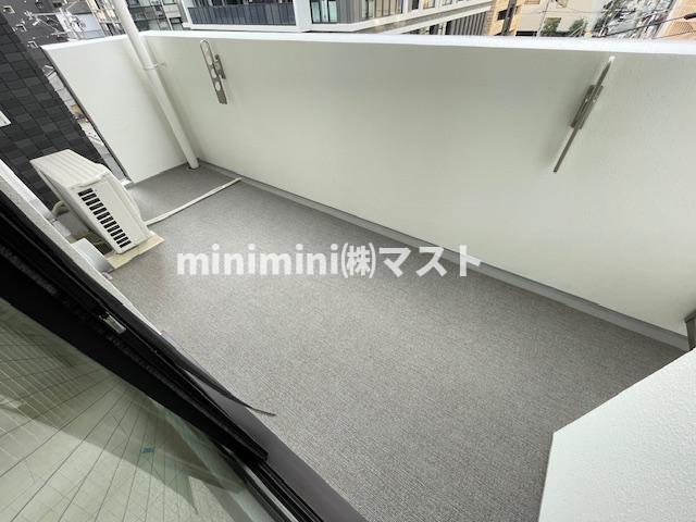 パークス堺筋本町のバルコニー