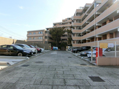 【駐車場】 | 弦巻パーク・ホームズ