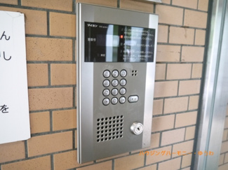 【その他共用部分】 | オートロック付になっていますので、不審者対策は、しっかりとしています。