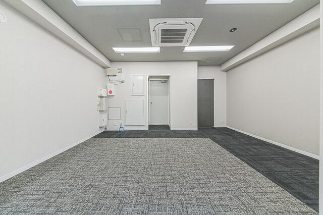 ＨＰ本郷ビル（旧ＪＮビル）の内装