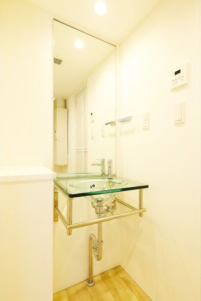 quador車道の洗面所