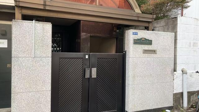 本町ビルのエントランス