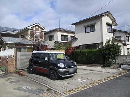 佐伯区八幡4丁目の前面道路含む現地写真