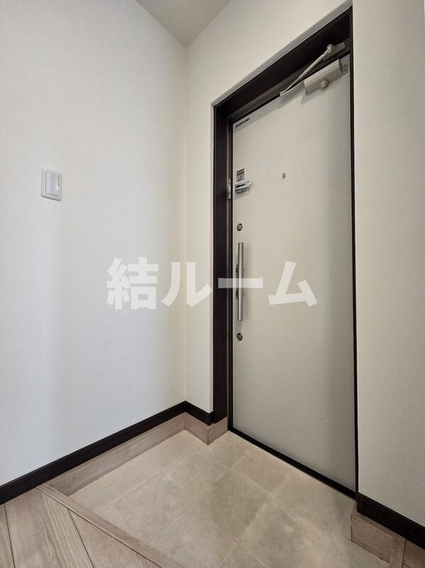 豊島区西池袋３丁目のアパートの玄関