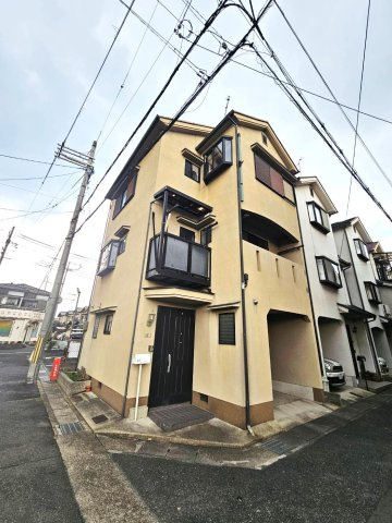 ◆南東向き３階建て５ＬＤＫ＆駐車スペース有り◆全居室収納付き◆山科区勧修寺西栗栖町◆の外観|外観