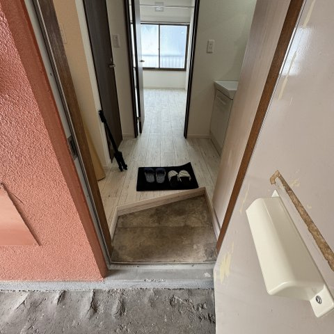 コーポ藤川の玄関