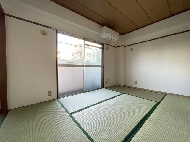 山本アビタシオン北館の和室