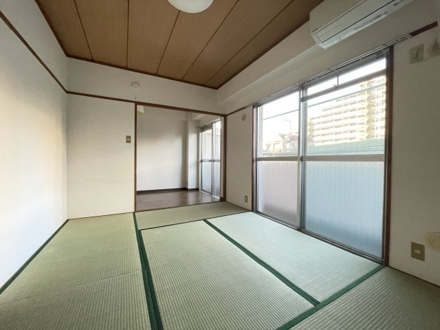 山本アビタシオン北館の和室