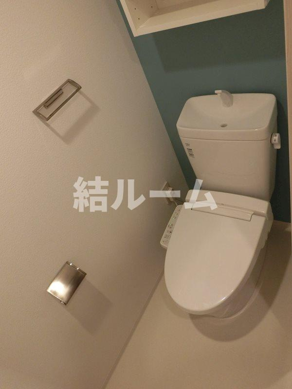 板橋区熊野町の賃貸マンションのトイレ