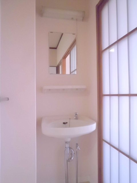 シティハイム　ウェルネスＣの洗面所|嬉しい独立洗面台