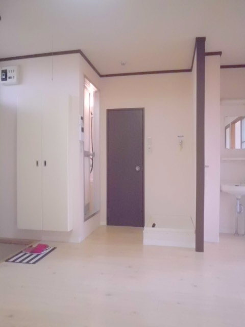 シティハイム　ウェルネスＣの居間・リビング