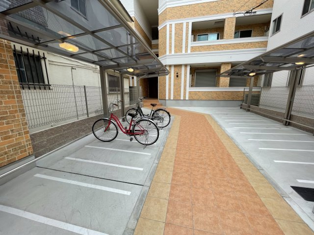 GROOVE住吉の駐車場