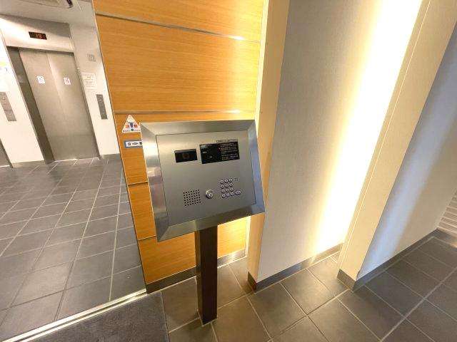 クロスレジデンス大阪新町のセキュリティ