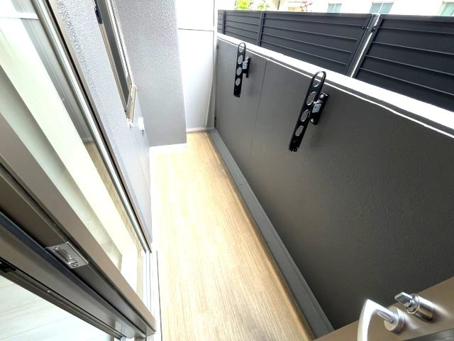 Alivis緑橋のバルコニー