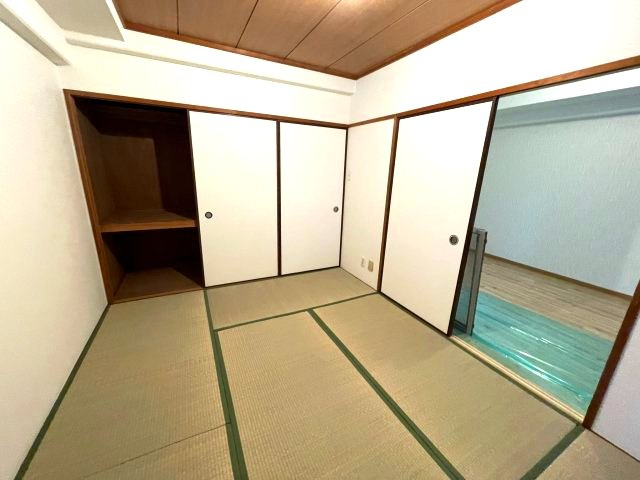 第三東ビル　の和室