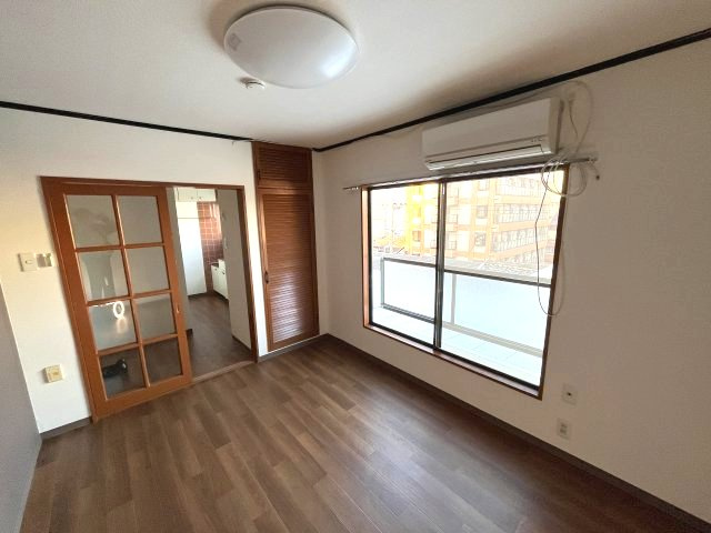 太子橋駅前ハイツⅡの洋室