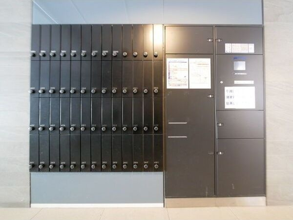 コンフォート新栄のロビー