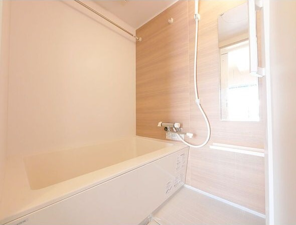 コンフォート新栄の浴室