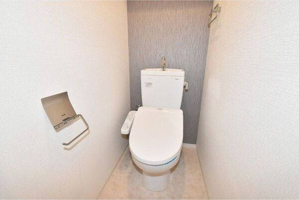 エスリード新栄プライムのトイレ