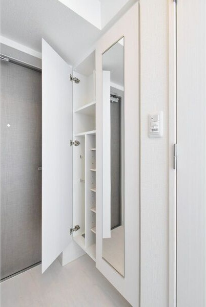 エスリード金山エクセアの玄関