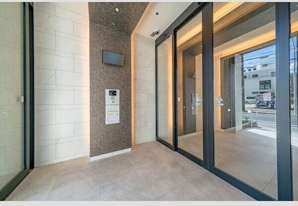 エスリード大須観音プリモのロビー