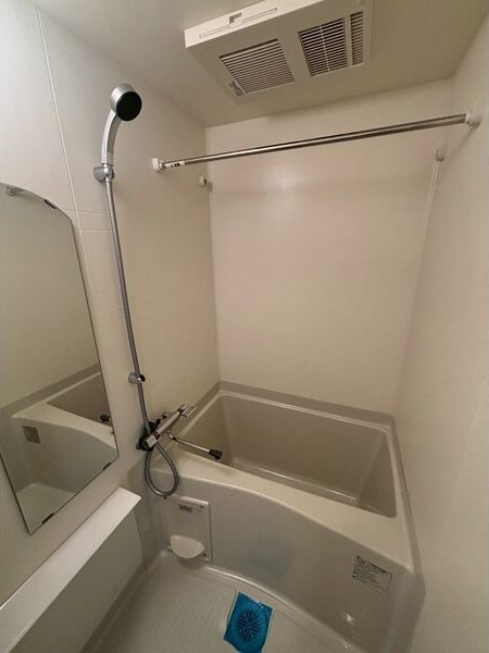 エステムコート名古屋グロースの浴室