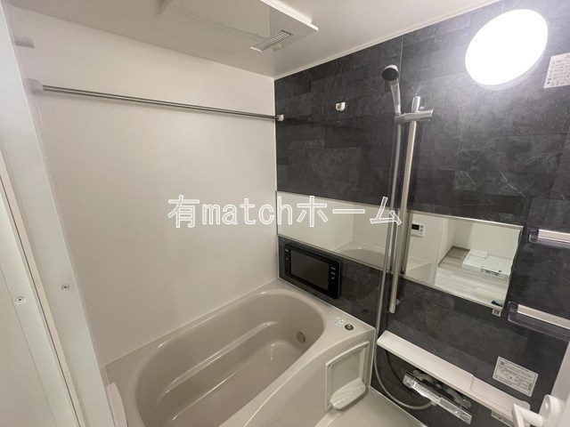 プレジオ西中島ASIANの浴室