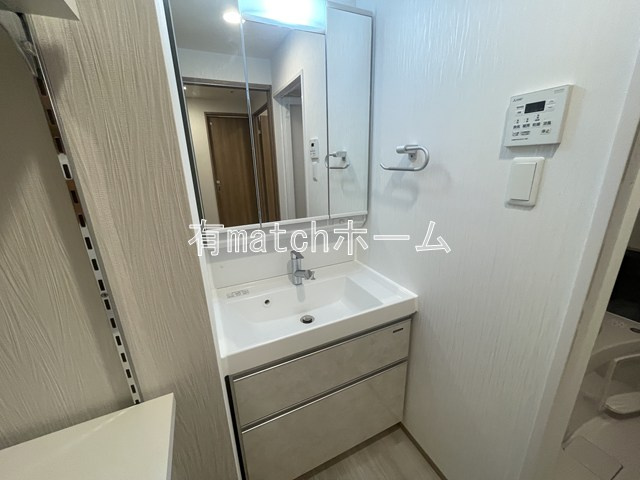 プレジオ西中島ASIANの独立洗面台