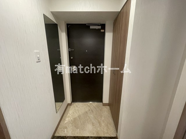 プレジオ西中島ASIANの玄関