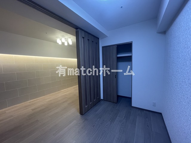 プレジオ西中島ASIANの居間・リビング