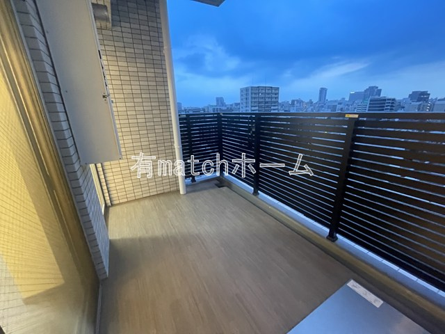 プレジオ西中島ASIANのバルコニー