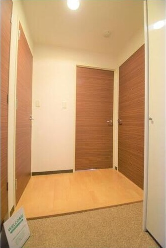 スタジオスクエア泉の玄関