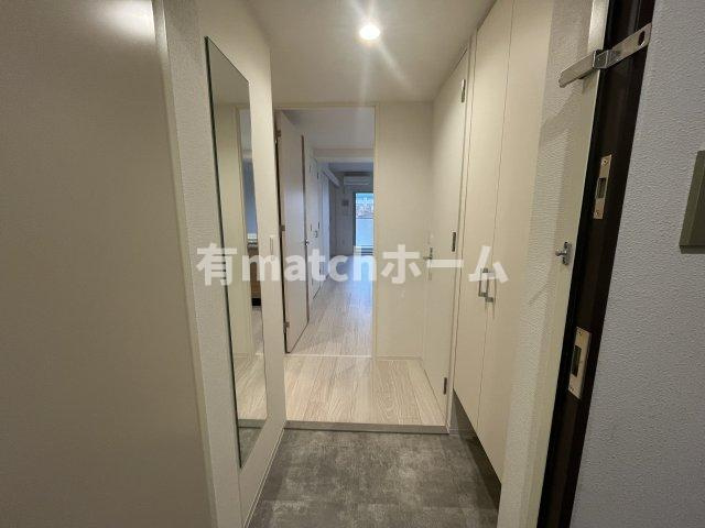 セレニテフラン谷町四丁目の玄関