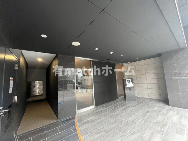 セレニテフラン谷町四丁目のエントランス