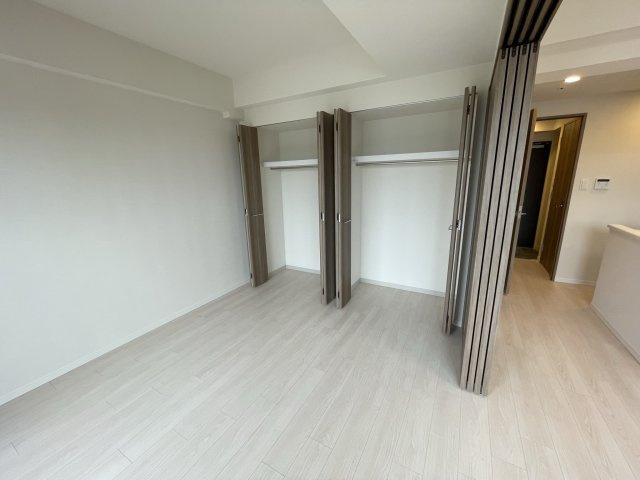 スプランディッド江坂駅前の収納