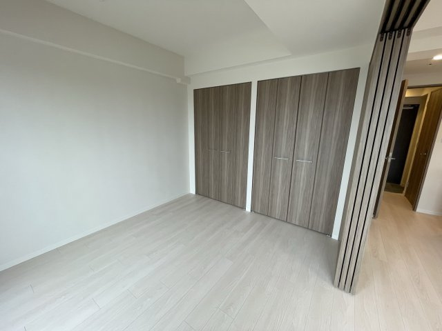 スプランディッド江坂駅前の居間・リビング