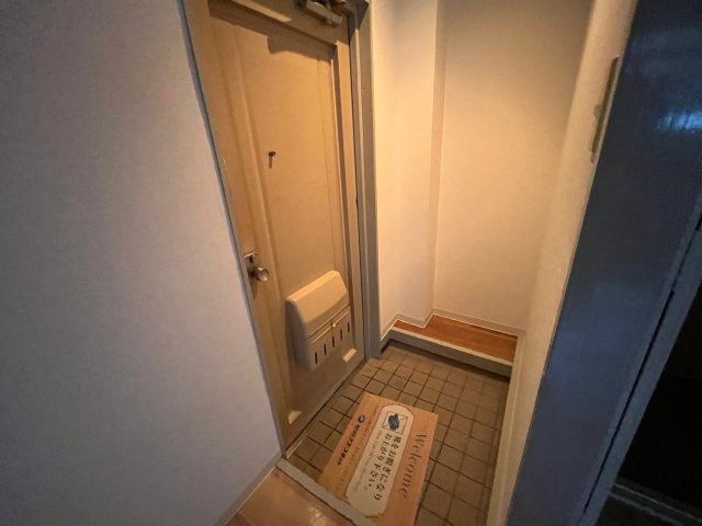 ベストレジデンス寝屋川の玄関