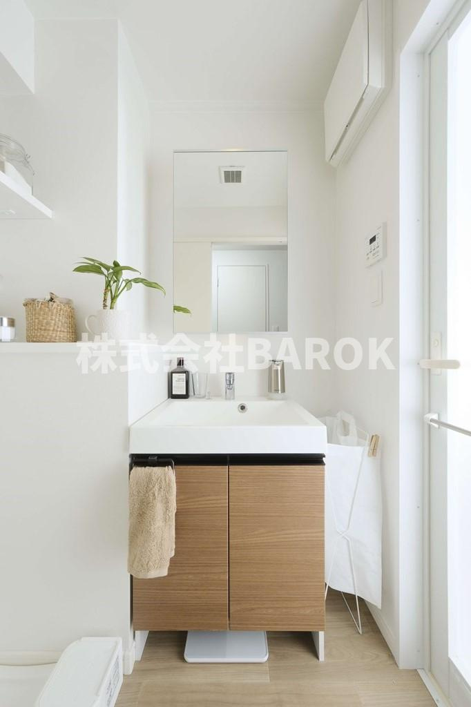 エンクレスト天神南PUREの洗面所