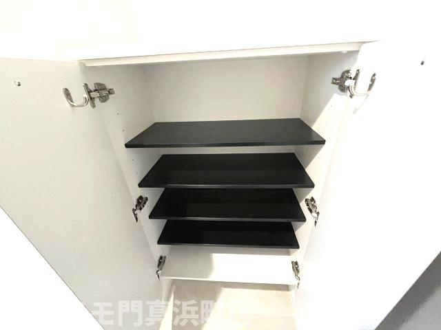 アルティザ江坂の収納