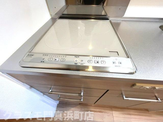 アルティザ江坂のキッチン