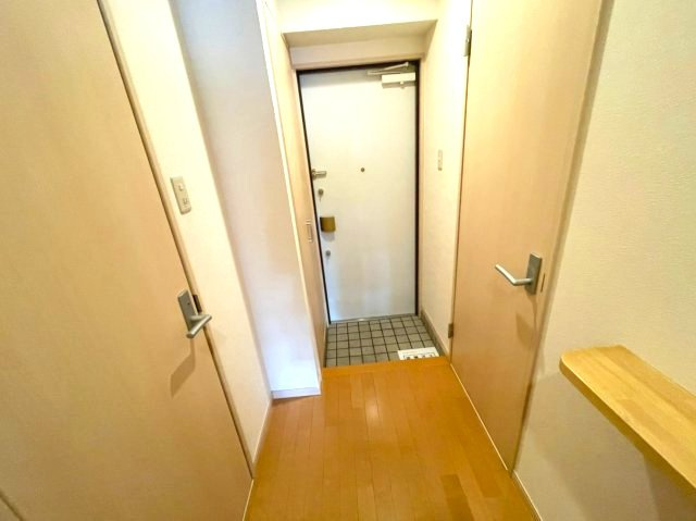 アンジェリーク磐船の玄関|同建物反転タイプを表示しています