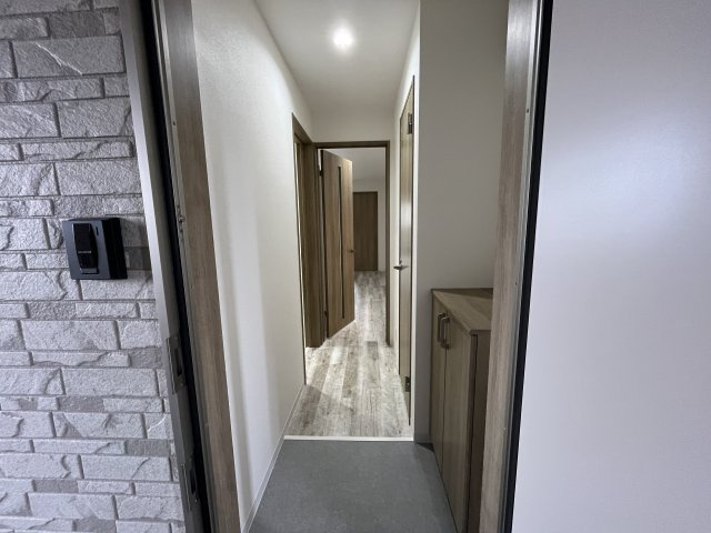 アート長瀬Aの玄関