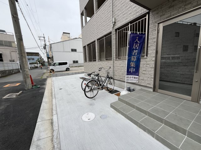 アート長瀬Aの駐車場