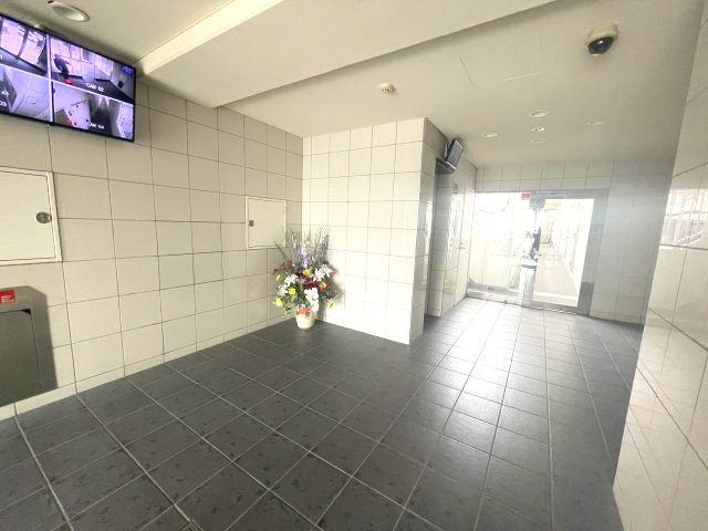 CITY SPIRE鶴見のエントランス