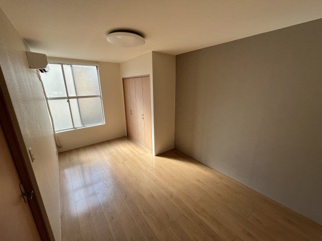 池田グランドコーポの洋室|イメージとして同建物他部屋を表示しています