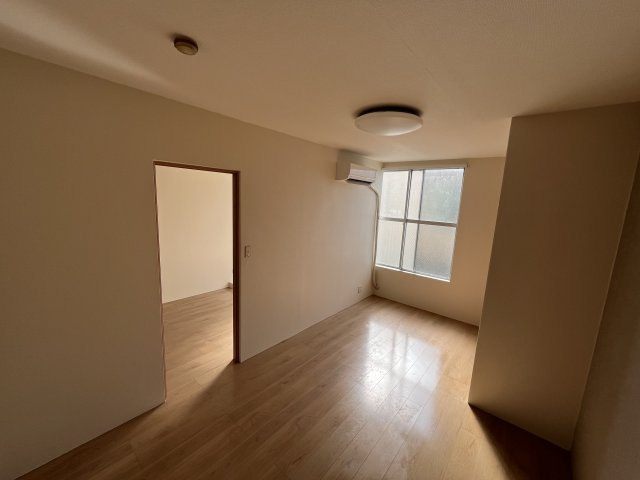 池田グランドコーポの居間・リビング|イメージとして同建物他部屋を表示しています