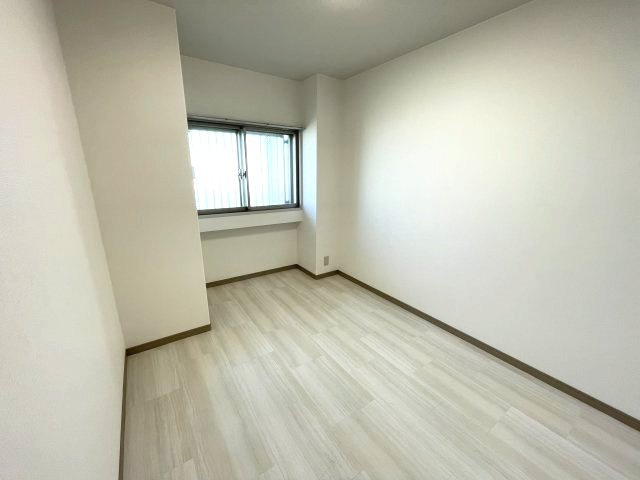 PHOENIX COURT 交野Ⅰの居間・リビング|(参考)同マンション同間取り他部屋の写真
