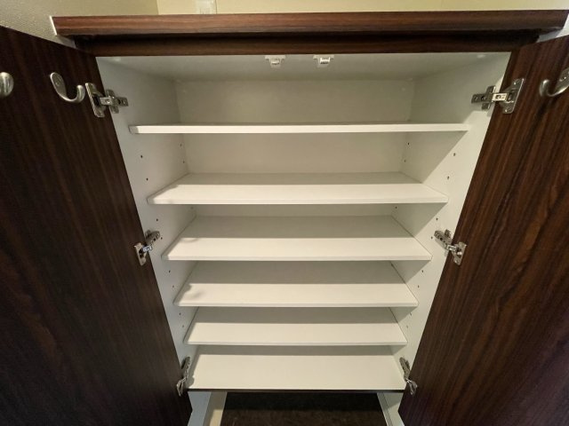 SERENiTE江坂四番館の収納