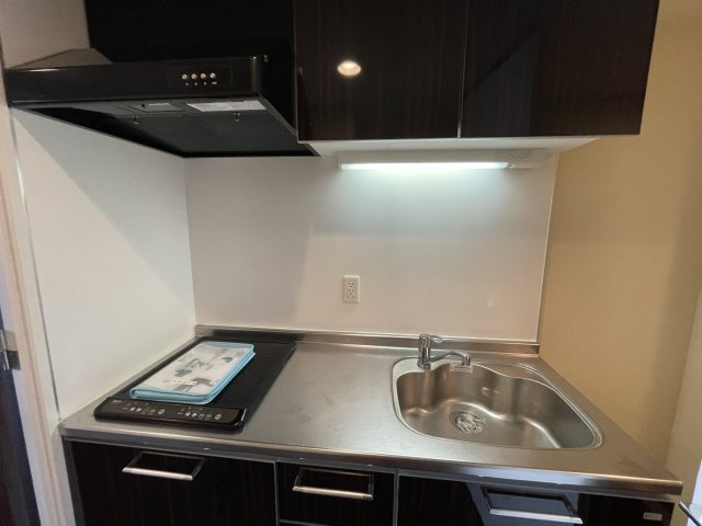 SERENiTE江坂四番館のキッチン