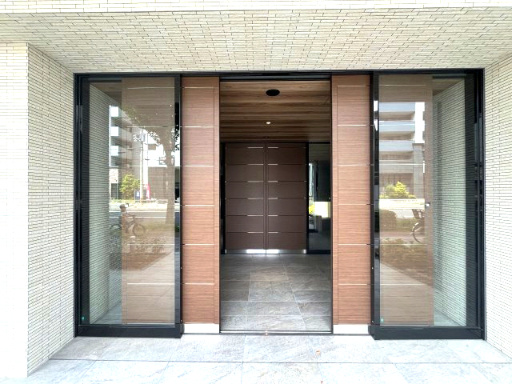 リヴェント福島のエントランス